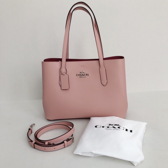 Coach Handbags - ✨COACH✨Petal Avenue Carryall